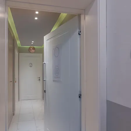 Luxury Kadena Alojamento de Acomodação e Pequeno-almoço