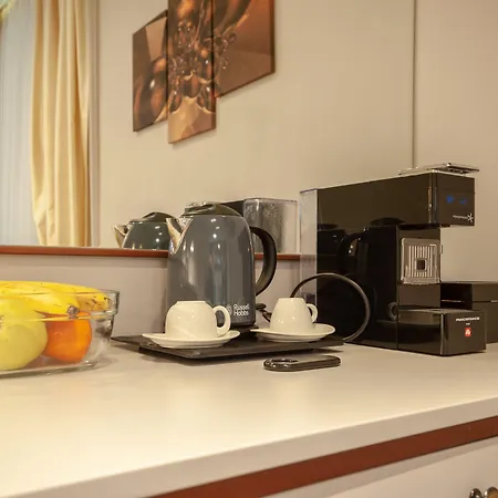 Bed & Breakfast Luxury Kadena 4*