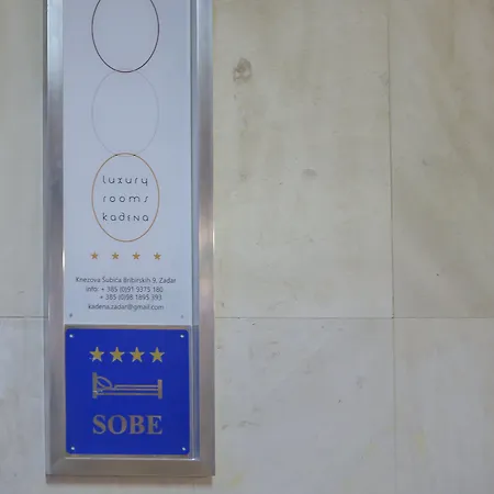 Luxury Kadena Alojamento de Acomodação e Pequeno-almoço