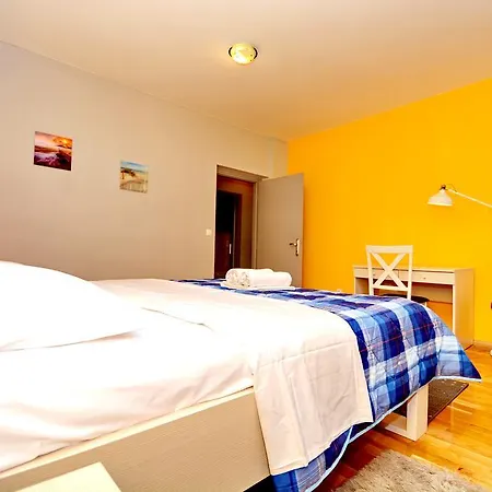 Luxury Kadena 4* زادار