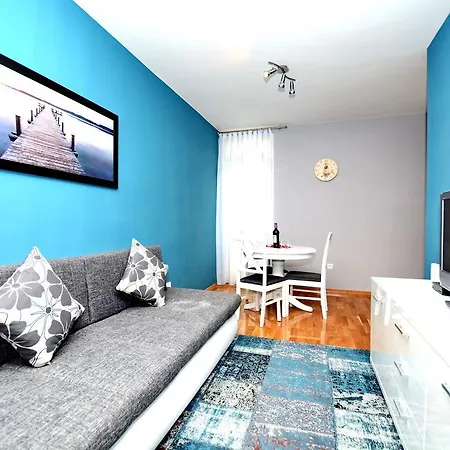 Luxury Kadena Bed & Breakfast