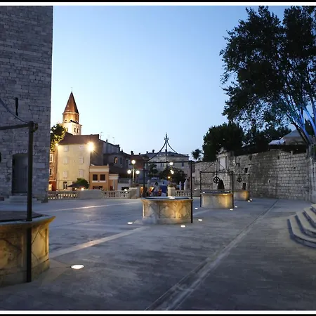 Luxury Kadena 자다르
