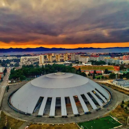 Alojamento de Acomodação e Pequeno-almoço Luxury Kadena Zadar