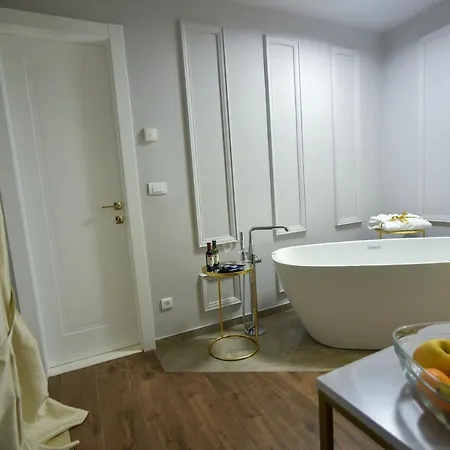 B&B Luxury Kadena 4*