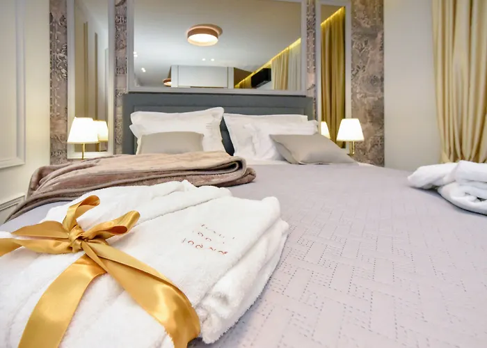 Bed & Breakfast Luxury Kadena 4*