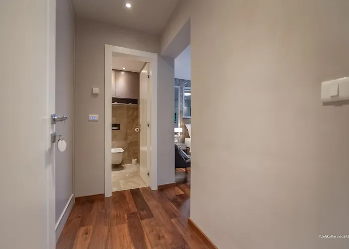 Luxury Kadena Bed & Breakfast 4*