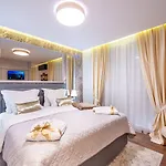 krevet i doručak Luxury Kadena