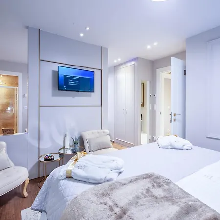 Luxury Kadena Bed and Breakfast Ζαντάρ