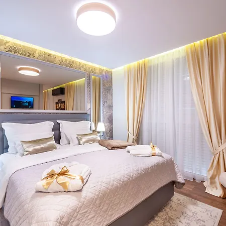 Alojamento de Acomodação e Pequeno-almoço Luxury Kadena