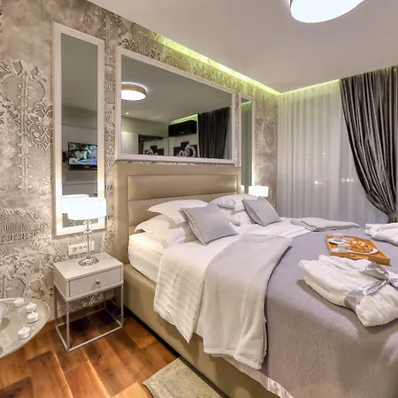 Luxury Kadena Bed & Breakfast 4*