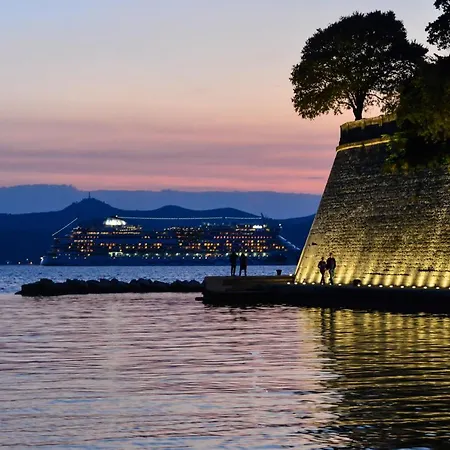 Alojamento de Acomodação e Pequeno-almoço Luxury Kadena Zadar