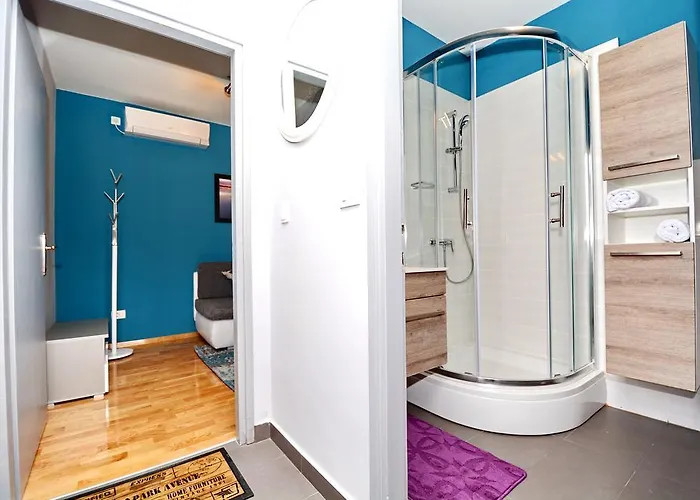 Luxury Kadena Bed & Breakfast 4*